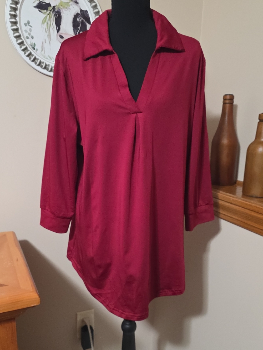 Relaxed V-Neck Tunic Top in Deep Wine